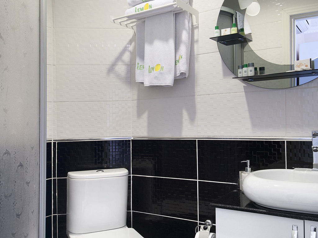 About lemon residence